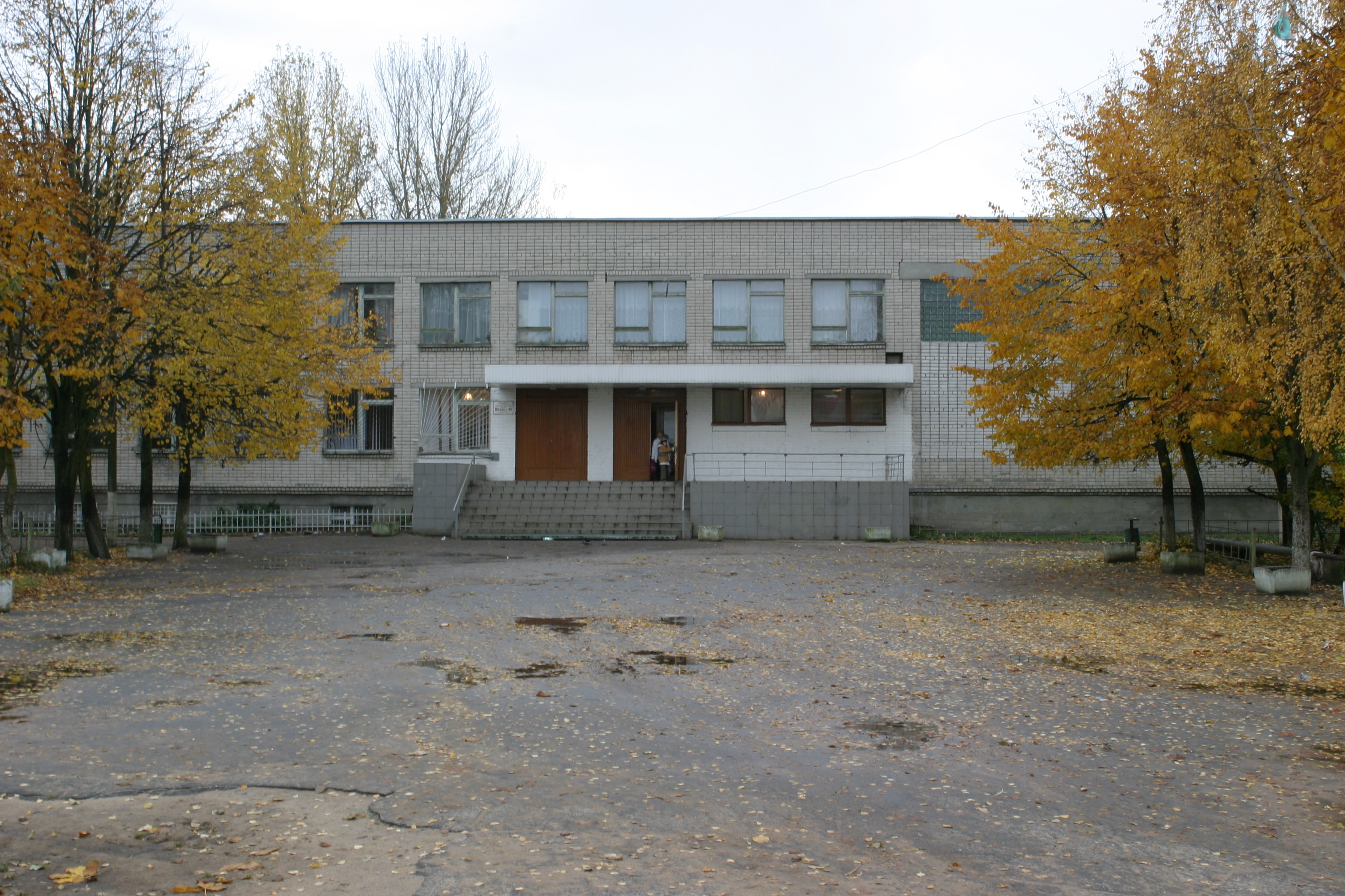 Школа  № 48 - 2004г